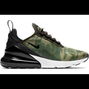 Like new (worn once) Nike Air Max 270 “Camo” size 8